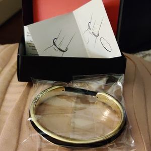 Brand New Hair Tie Cuff Bracelet Great Stocking Stuffer